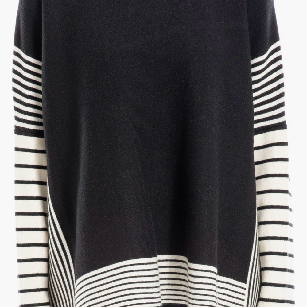 Max Studio Hankerchief sweater NWT Medium